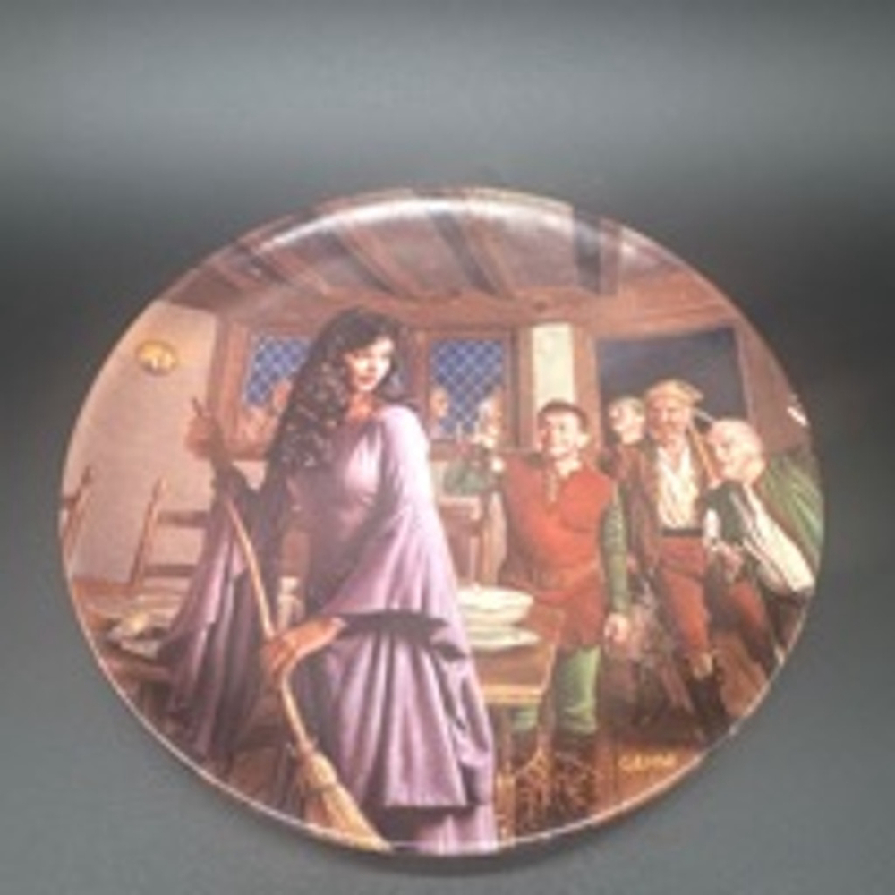 VINTAGE SNOW WHITE 8” Collector Plate 1987